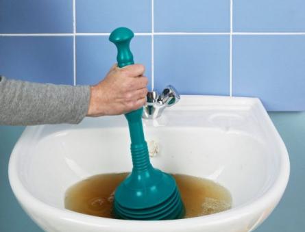 How to clear a clogged pipe in the bathroom - methods and means