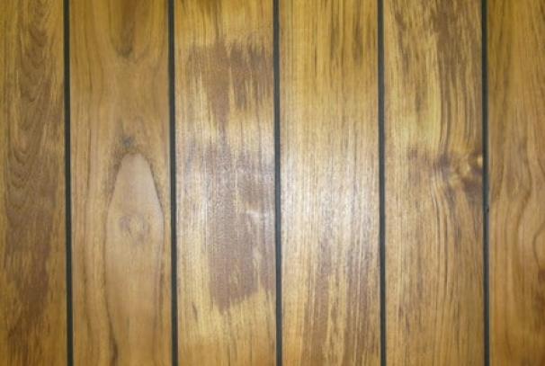 Features of laying a teak floor in the bathroom