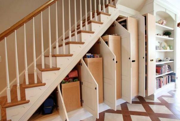 Arrangement of space under the stairs: 5 ideas