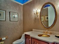 Is it possible to use decorative plaster in the bathroom?