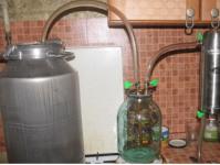 Moonshine destilacija: uređaj i karakteristike Moonshine destilacija i karakteristike